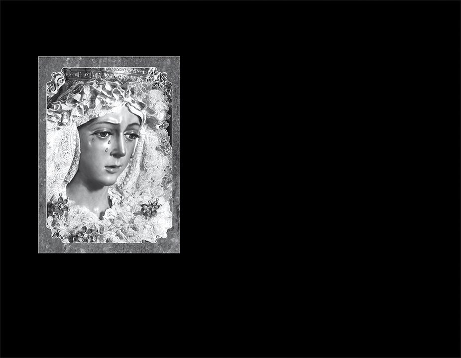 Virgen de la Macarena porcelánico blanco y negro
